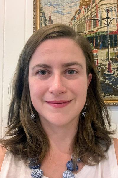 Dr Hayley Henderson